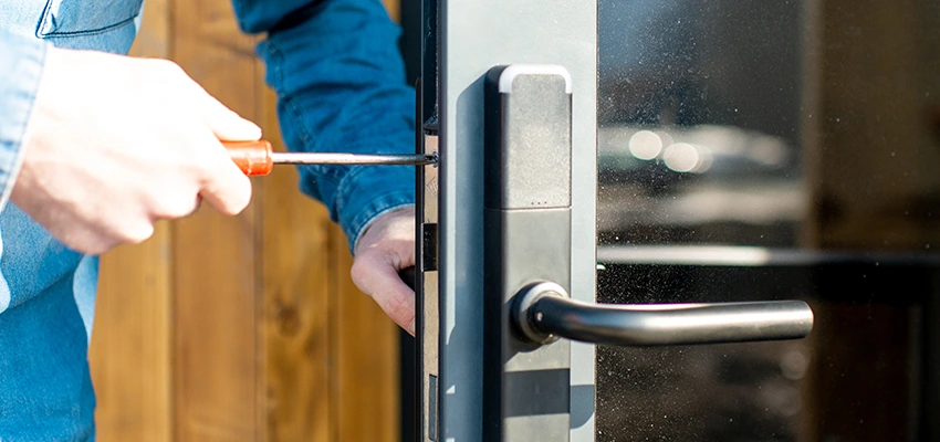 Aluminium Door Lock Replacement in Anderson, California